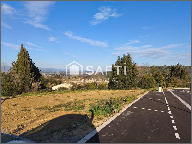 Terrain - 701 m²