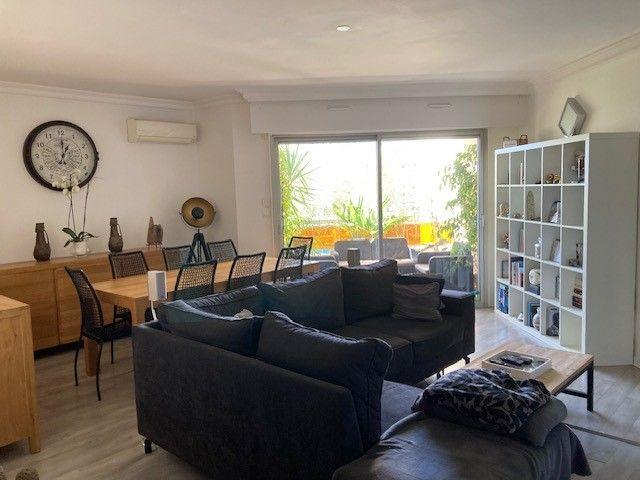 Appartement - 100 m² - 4 pièces