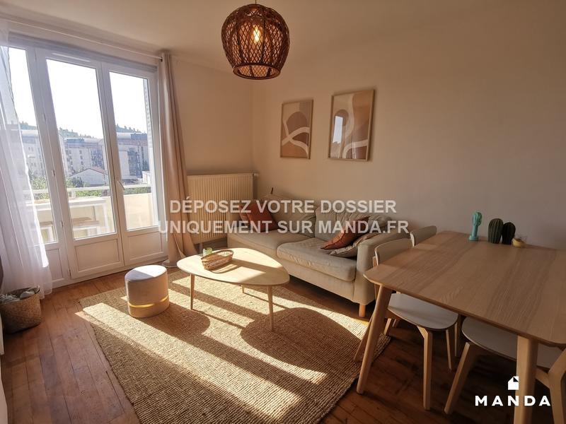 Chambre - 10 m² - 4 pièces
