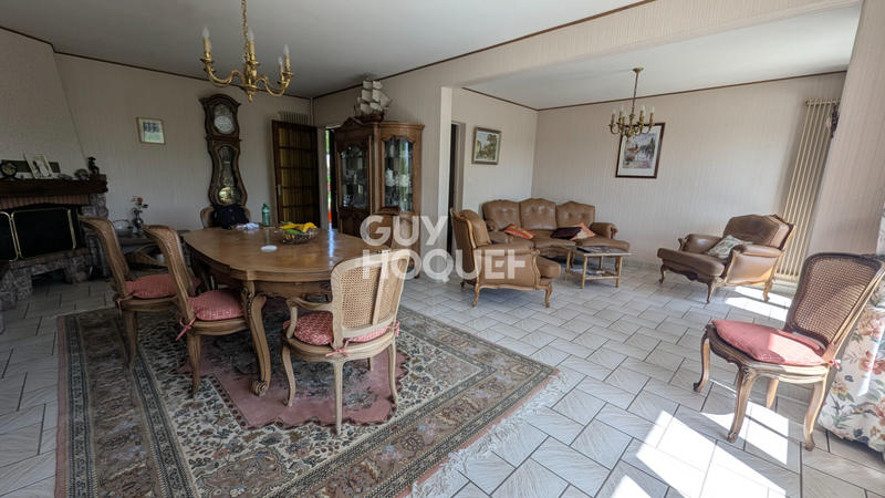 Maison - 168 m² - 8 pièces