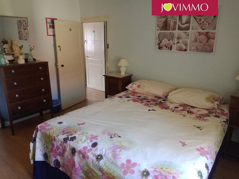 Maison - 393 m² - 10 pièces