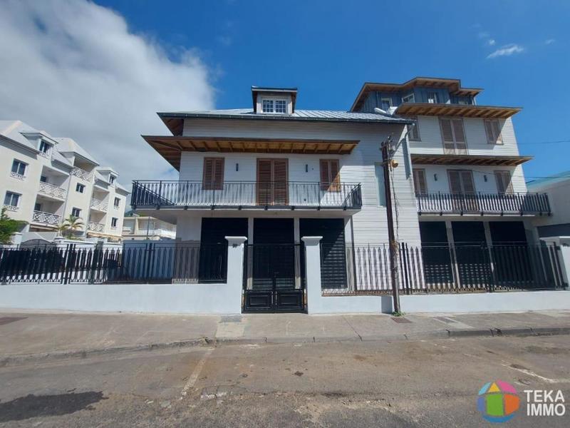 Local commercial - 175 m²