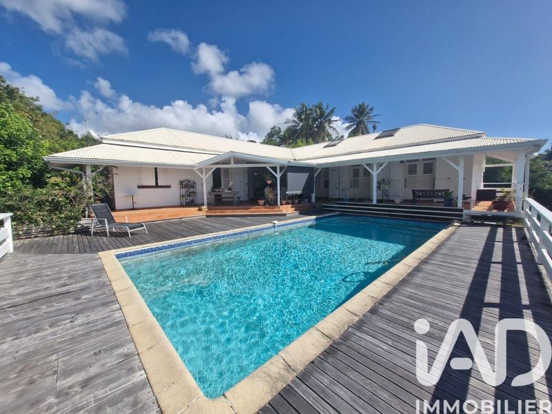 Maison - 156 m² - 5 pièces