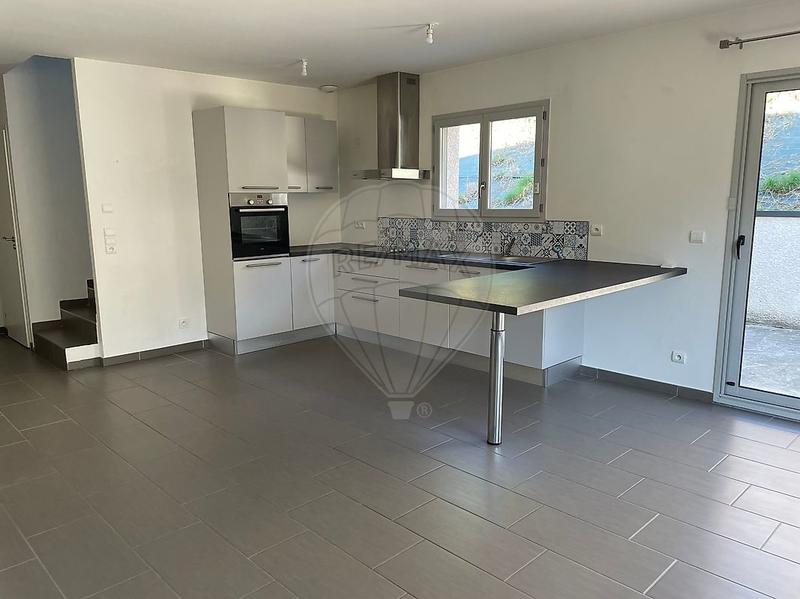 Maison - 112 m² - 4 pièces