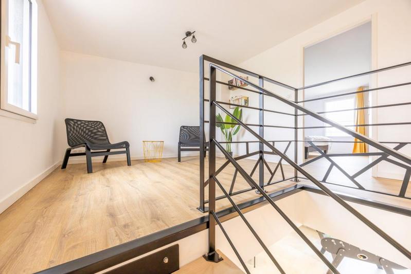 Maison - 165 m² - 6 pièces