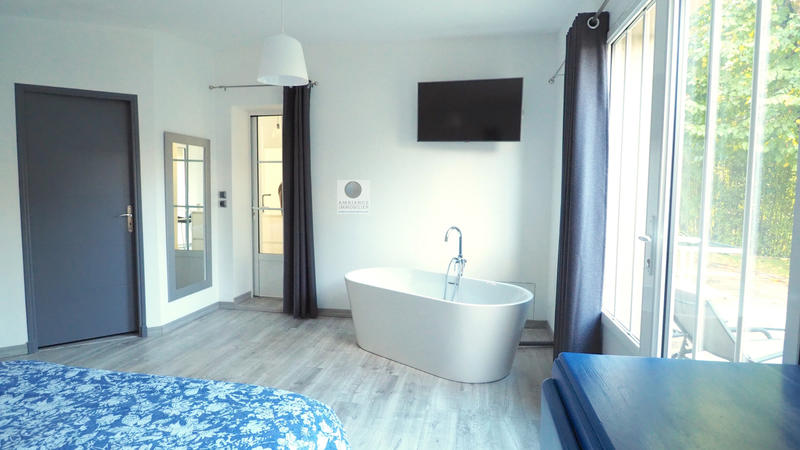 Maison - 260 m² - 8 pièces