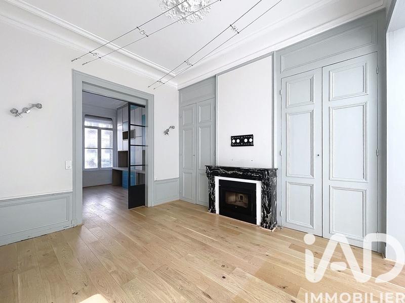 Maison de ville - 242 m² - 8 pièces