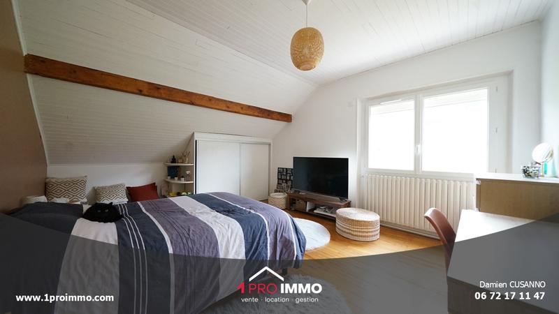 Maison - 202 m² - 5 pièces