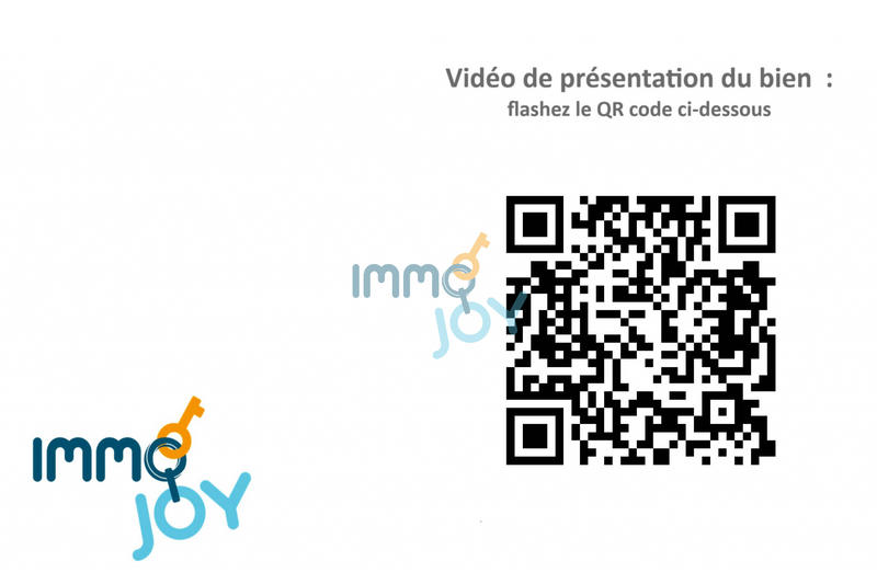 Maison - 216 m² - 8 pièces