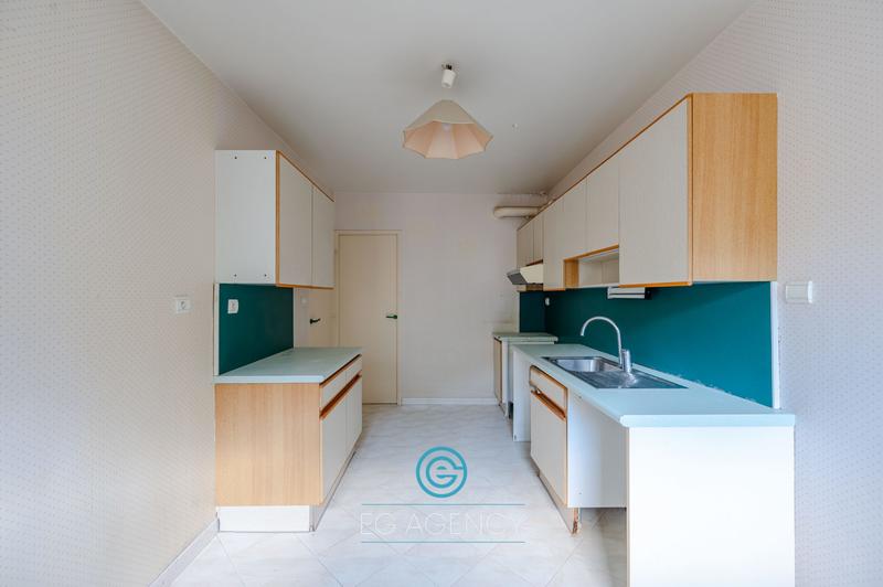 Appartement - 90 m² - 4 pièces