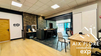 Fonds de commerce - Local commercial - 215 m²