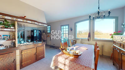 Maison - 195 m² - 7 pièces