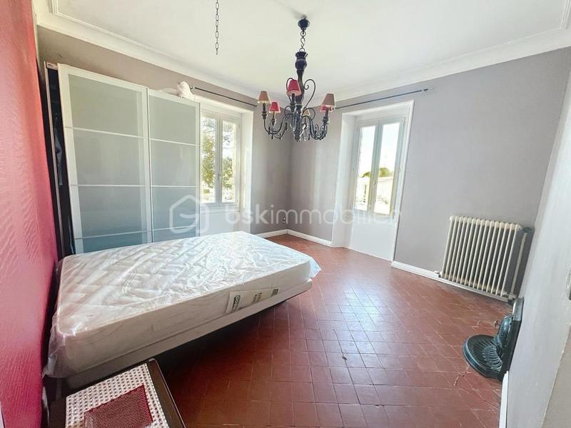 Mas - 150 m² - 7 pièces