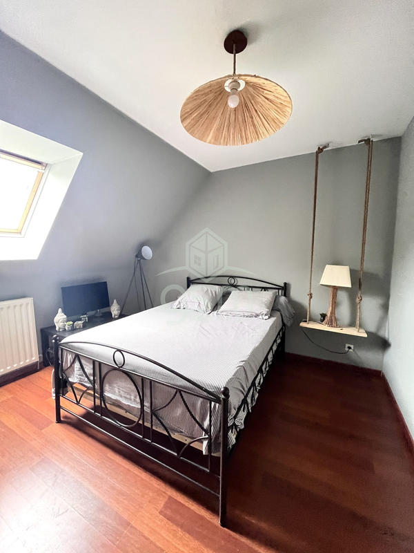 Maison traditionnelle - 157 m² - 6 pièces