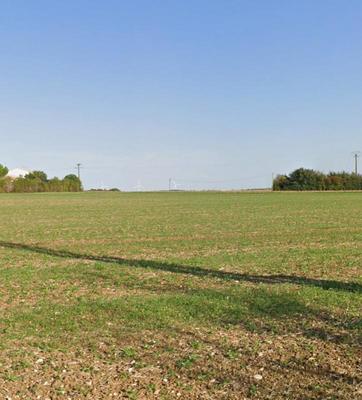 Terrain constructible - 300 m²