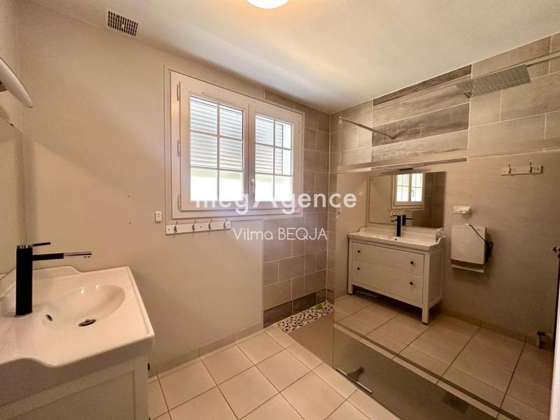 Maison - 138 m² - 6 pièces