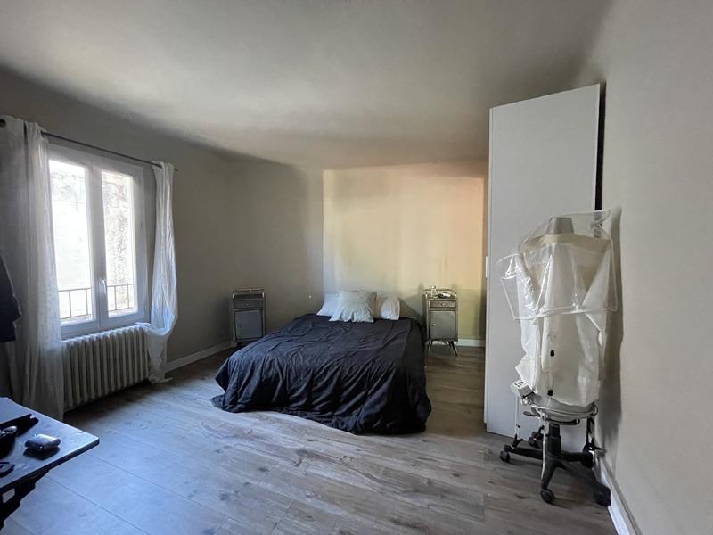 Maison de ville - 251 m² - 7 pièces