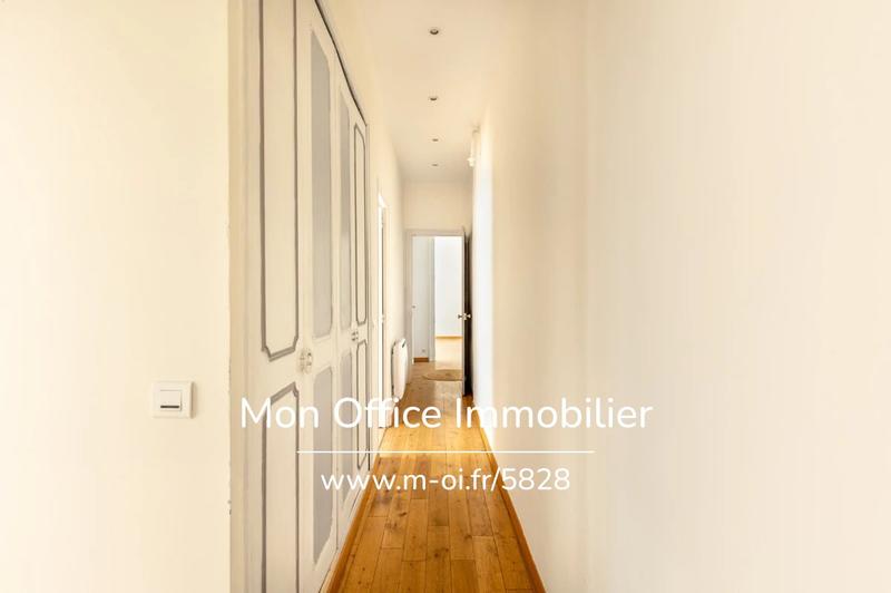 Bureau - 125 m² - 5 pièces