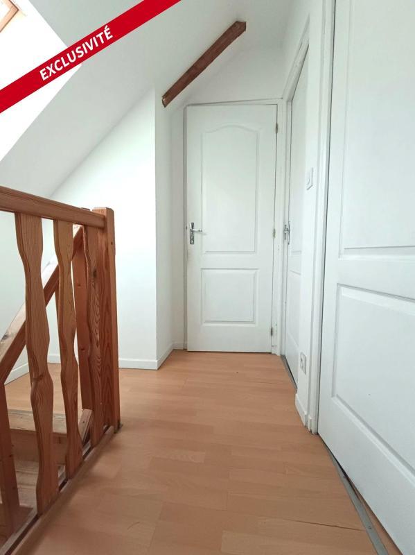 Maison - 242 m² - 10 pièces