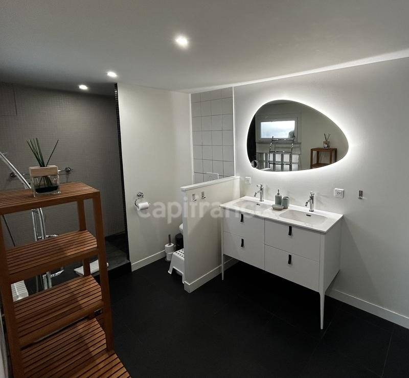 Appartement bourgeois - 108 m² - 3 pièces