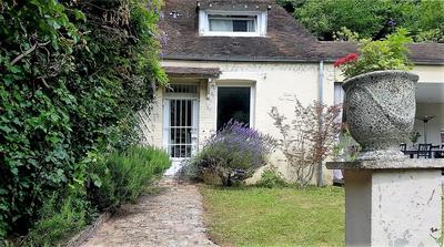 Maison traditionnelle - 142 m² - 6 pièces