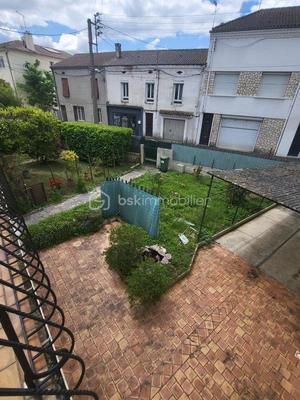 Maison - 95 m² - 4 pièces