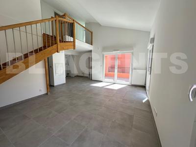 Duplex - 87 m² - 4 pièces