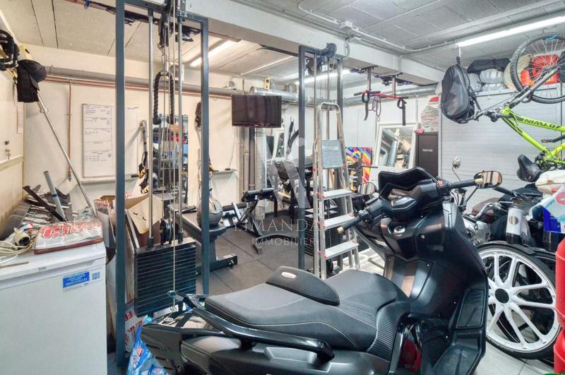 Appartement - 123 m² - 6 pièces