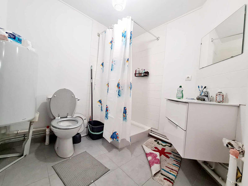 Maison - 280 m² - 10 pièces