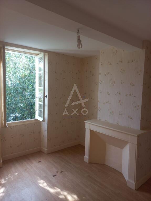 Maison de village - 120 m² - 7 pièces