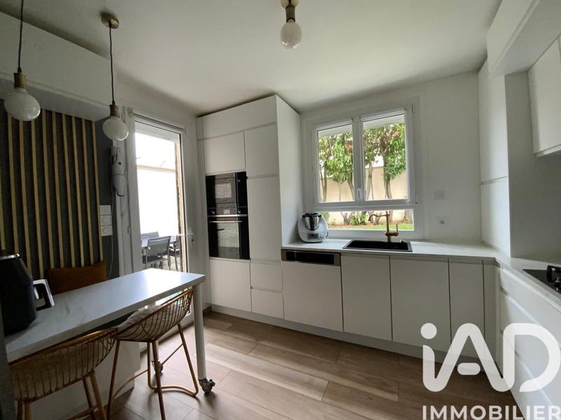 Maison - 85 m² - 6 pièces