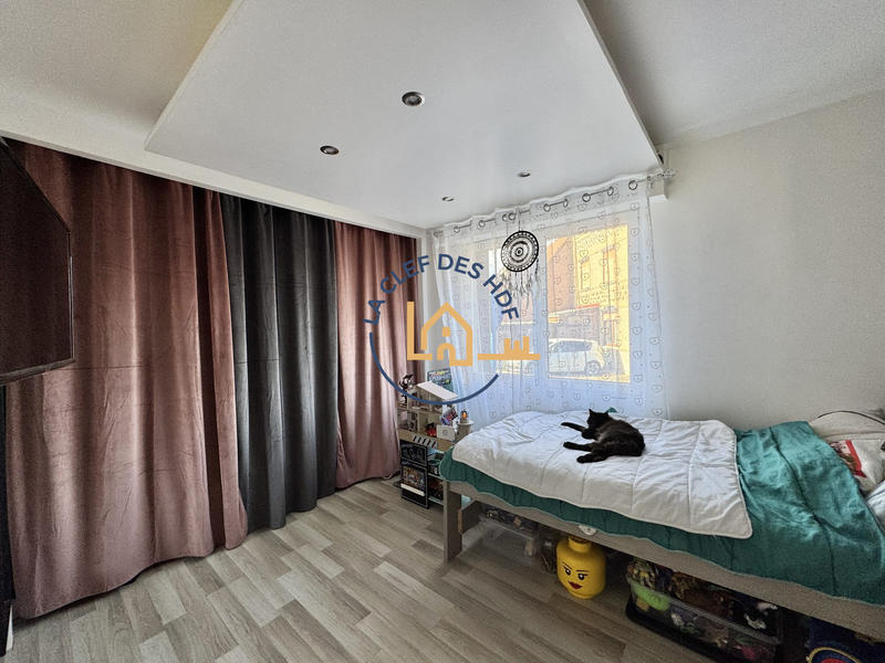 Maison - 137 m² - 7 pièces