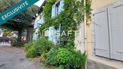 Maison - 217 m² - 7 pièces