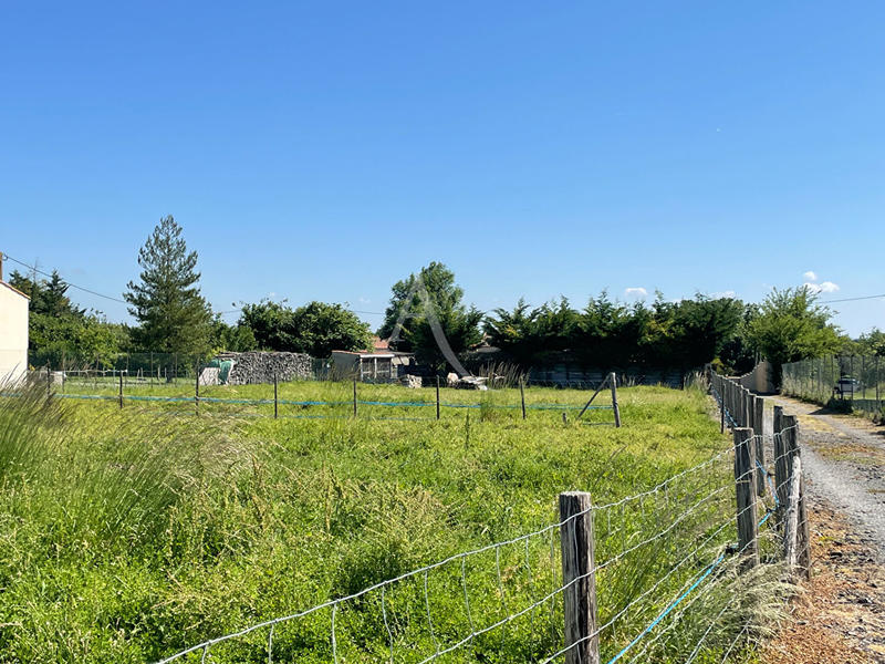 Maison - 100 m² - 2 pièces