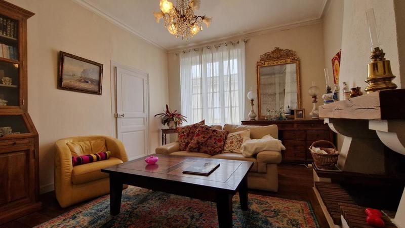 Maison - 160 m² - 7 pièces