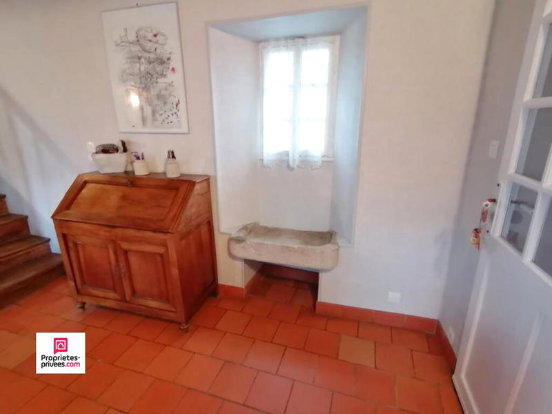 Maison - 220 m² - 6 pièces