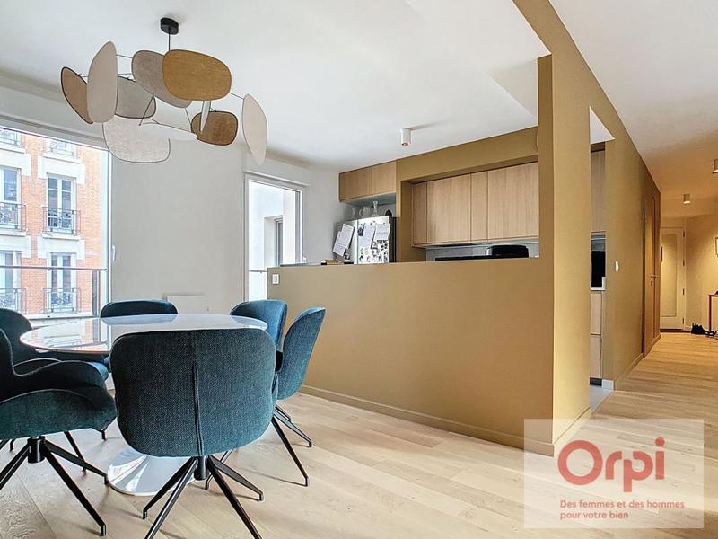 Appartement - 93 m² - 4 pièces