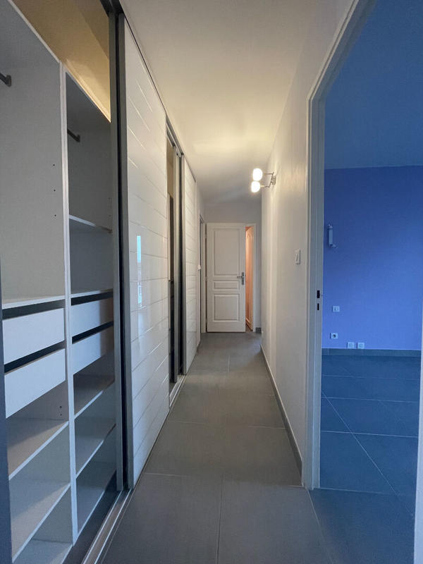 Appartement - 80 m² - 3 pièces