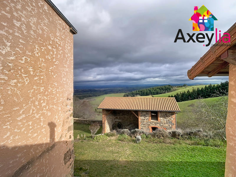 Maison - 288 m² - 10 pièces