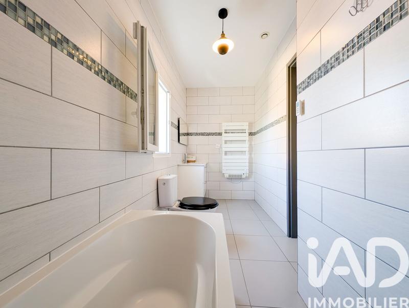 Maison - 94 m² - 4 pièces