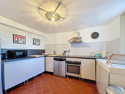 Appartement - 81 m² - 3 pièces