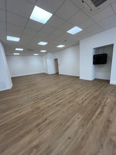 Bureau - 145 m²