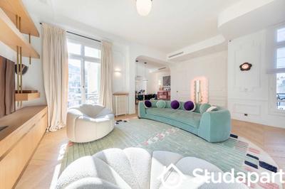 Appartement - 160 m² - 5 pièces