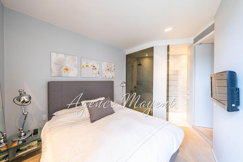 Appartement - 120 m² - 3 pièces