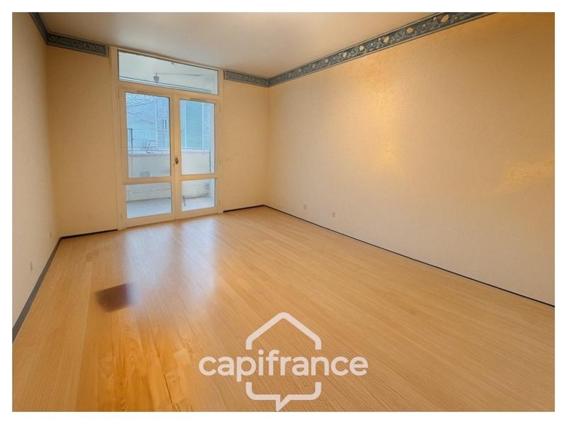 Appartement - 84 m² - 4 pièces