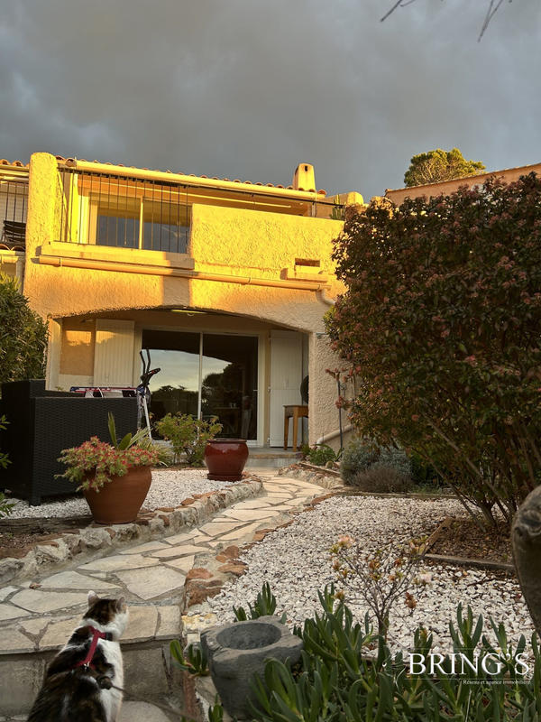 Villa - 85 m² - 3 pièces