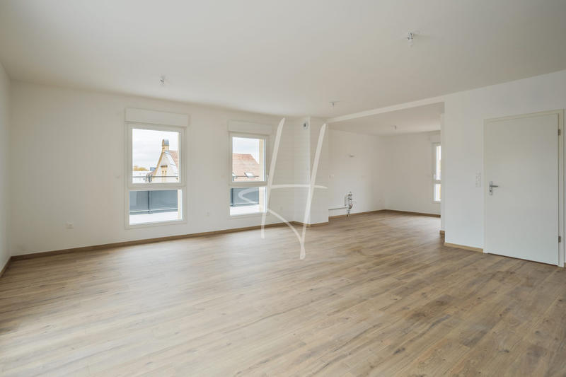 Appartement - 105 m² - 5 pièces