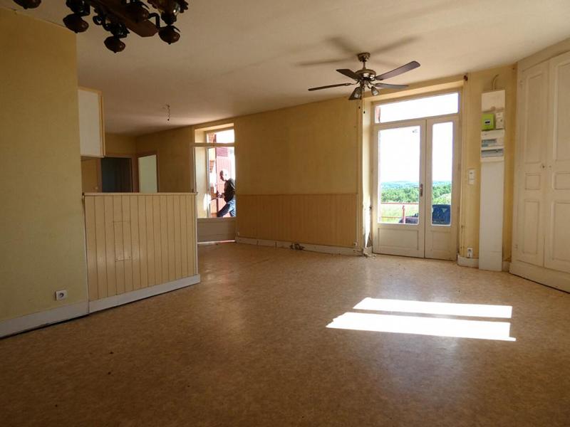 Maison - 94 m² - 4 pièces