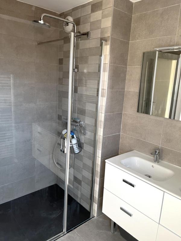 Appartement - 100 m² - 4 pièces