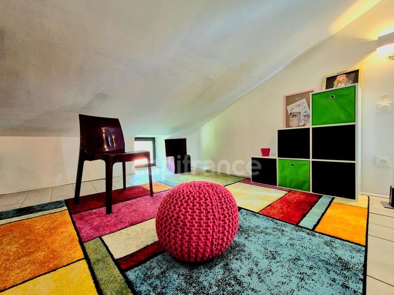 Maison de village - 180 m² - 6 pièces